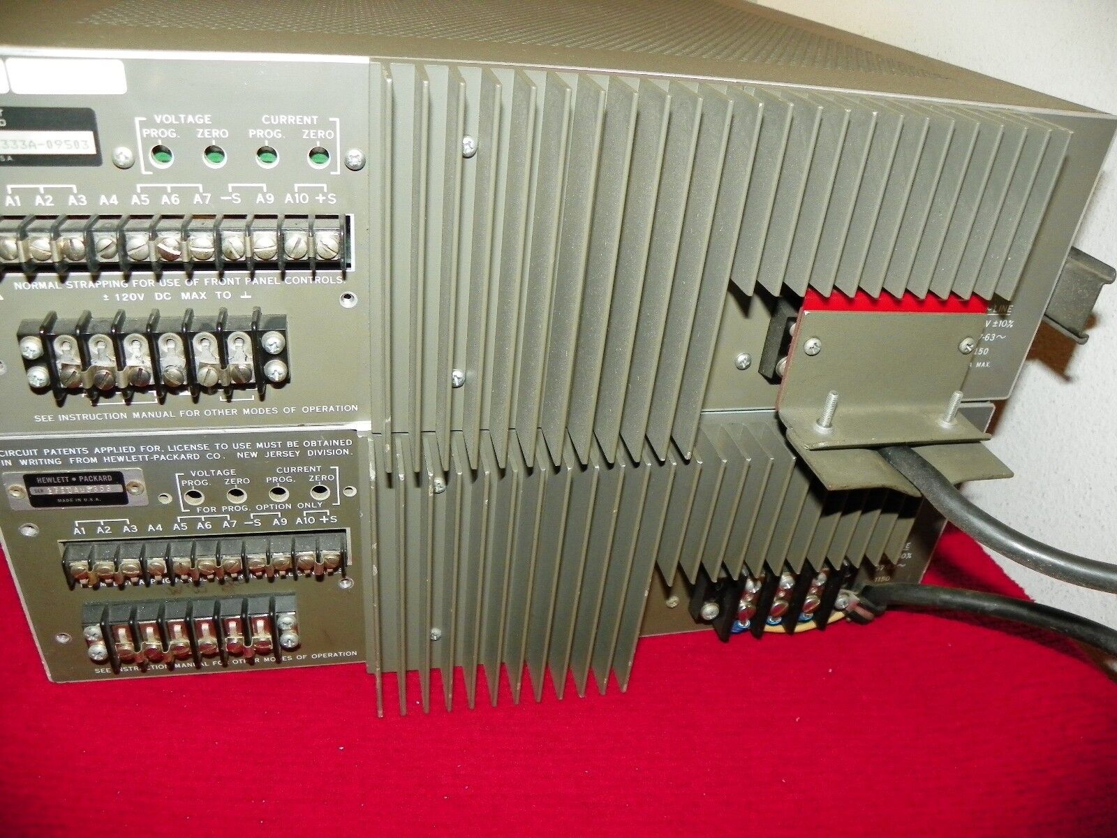 Agilent HP 6267B DC power supply 40 Volts at 10 Amps Agilent HP 6267B DC power supply 40 Volts at 10 Amps